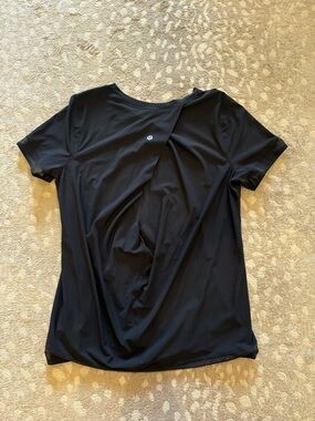 lululemon athletica Black Short-Sleeve Active Tee